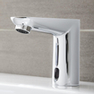 GROHE Euroeco Cosmopolitan E waterbesparende wastafelkraan infrarood zonder menging met trafo 230V chroom 0437793