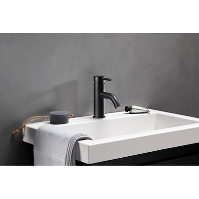 Vtwonen baden Curve wastafelkraan met waste charcoal