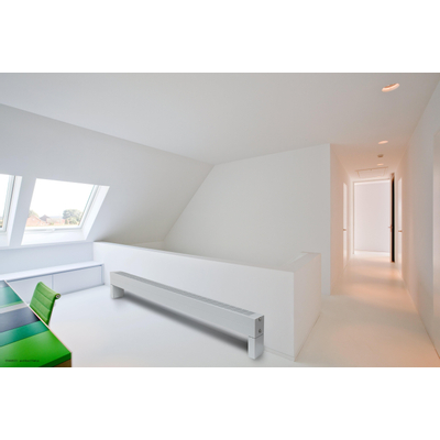 Vasco Primula P2 plintradiator 2800x130mm 2475W RAL 9016