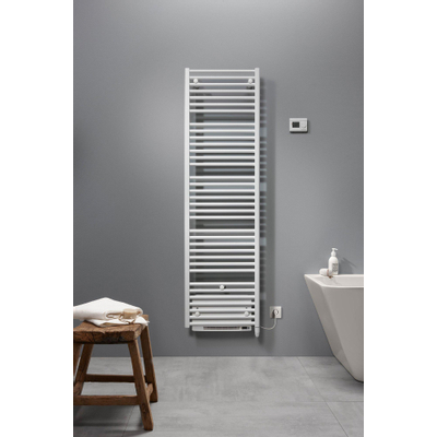 Royal plaza Cremona radiator m/therm+afstandbed+blower 50x171,4cm wit