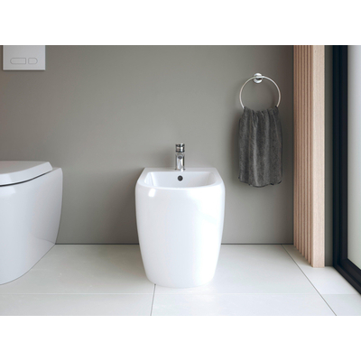 Duravit Qatego closetzitting softclose 36.9x46.3cm afneembaar glans wit