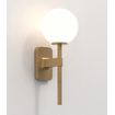 Astro Tacoma Single wandlamp inclusief glazen witte opaal bol van 13.5cm authentiek messing SW667259