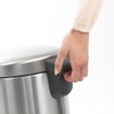Brabantia NewIcon Pedaalemmer - 12 liter - kunststof binnenemmer - matt Steel SW767505