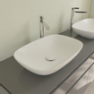 Villeroy & Boch Loop & friends opzetwastafel 56x38cm rechth z/o C+ stone white SW644099
