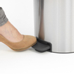 Brabantia NewIcon Pedaalemmer - 12 liter - kunststof binnenemmer - matt Steel SW767505