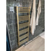Crosswater MPRO Elektrische handdoekradiator - 140x50cm - 600 Watt - geborsteld messing (goud) SW670266