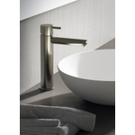 Hotbath Cobber middelhoge wastafelmengkraan met rechte uitloop zonder waste geborsteld nikkel SW73545