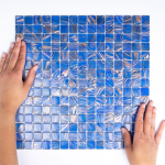 The Mosaic Factory Amsterdam mozaïektegel 2x2x0.4cm voor wand en vloer voor binnen en buiten vierkant Glas Midden Blauw SW62147