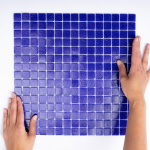 The Mosaic Factory Amsterdam mozaïektegel 2x2x0.4cm voor wand en vloer voor binnen en buiten vierkant Glas Kobalt Blauw SW62094