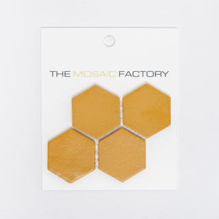 SAMPLE The Mosaic Factory Valencia mozaïektegel 4.3x4.9x0.5cm hexagon mosterd mat voor wand en vloer en voor binnen en buiten vorstbestendig