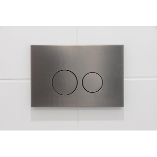 QeramiQ Push metal Bedieningsplaat Gunmetal met ronde dualflush frontbediening voor Geberit UP320 inbouwreservoir