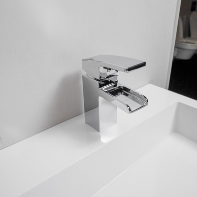 Wiesbaden Rombo wastafelkraan waterval met clickwaste chroom