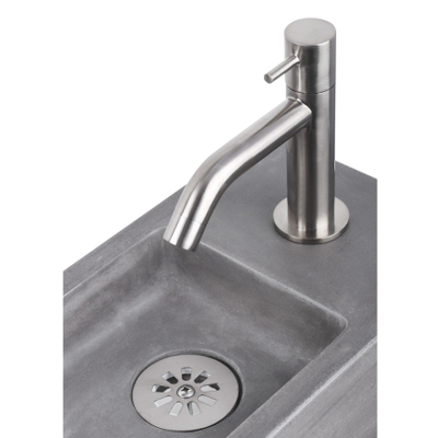 Differnz Ravo fonteinset - 38.5x18.5x25cm - Rechthoek - 1 kraangat - Gebogen matte chromen kraan - met zwart frame - beton donkergrijs