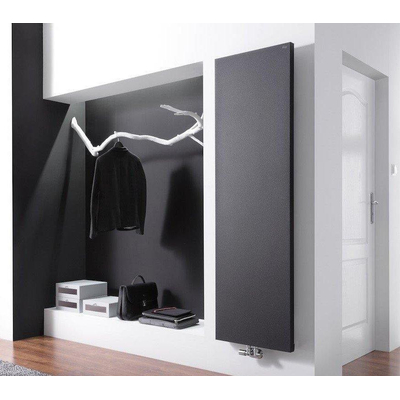 HR Badmeubelen Lupo Designradiator 61x121cm met middenaansluiting 643Watt Mat Zwart OUTLETSTORE