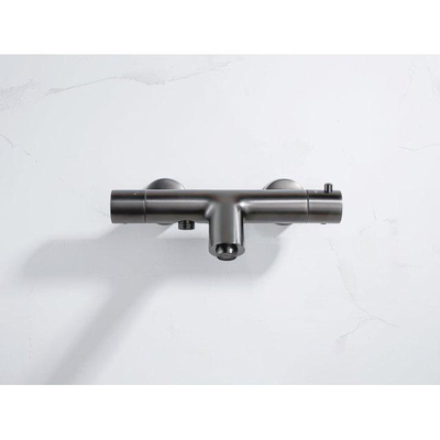 Fortifura Calvi Thermostatische badkraan met ronde handdouche, handdouchehouder en metalen doucheslang Geborsteld Gunmetal PVD