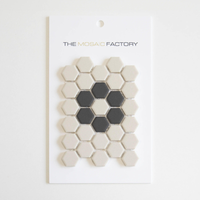 SAMPLE The Mosaic Factory London mozaïektegel - 15x25cm - wand en vloertegel - Zeshoek/Hexagon - Porselein White + Black Mat