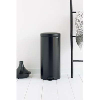 Brabantia NewIcon Pedaalemmer - 30 liter - kunststof binnenemmer - matt black