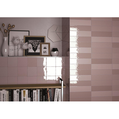 By Goof Moos wandtegel - 6.5x26cm - Pink glans (roze)