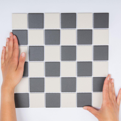 The Mosaic Factory London mozaïektegel - 30.9x30.9cm - wand en vloertegel - Vierkant - Porselein Chessboard Mat