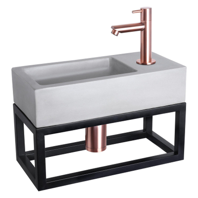 Differnz Ravo fonteinset - 38.5x18.5x25cm - Rechthoek - 1 kraangat - Recht rose koperen kraan - met zwart frame - beton lichtgrijs