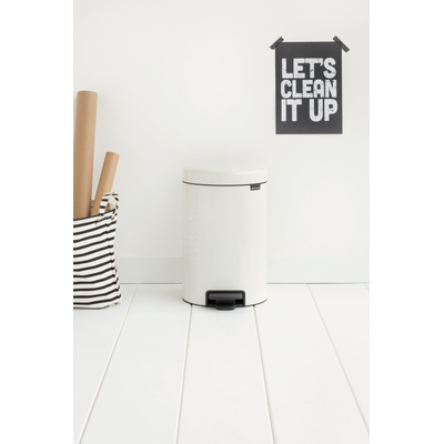 Brabantia NewIcon pedaalemmer 12 liter met kunststof binnenemmer White