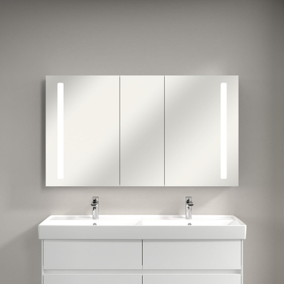 Villeroy & Boch My View 14+ spiegelkast met 3 deuren met LED verlichting verticaal 130x75x17.3cm incl. afsluitbare medicijnbox