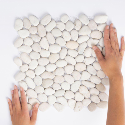 The Mosaic Factory Natural Stone mozaïektegel - 30.5x30cm - wand en vloertegel - Organisch - Rivier steen Tan Mat