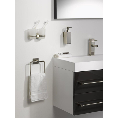 Haceka Mezzo Handdoekring mat chroom