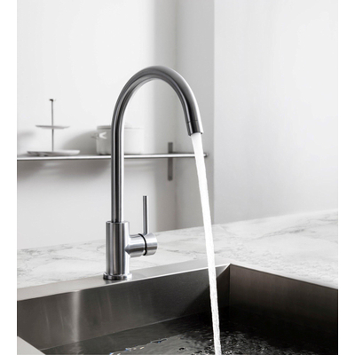 Crosswater Tropic eengreeps keukenkraan met draaibare uitloop chroom SHOWROOMMODEL