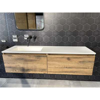 HR Thin wastafel links zonder kraangat 2x matrix onderkast 80cm greeploos raw oak SHOWROOMMODEL