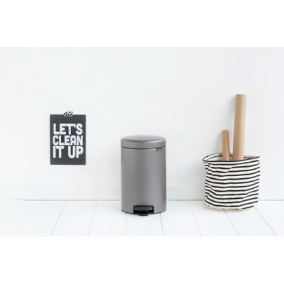 Brabantia NewIcon pedaalemmer 12 liter met kunststof binnenemmer Platinum