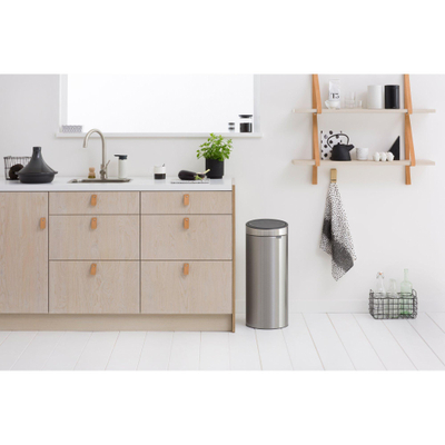 Brabantia Touch Bin Afvalemmer - 30 liter - kunststof binnenemmer - matt steel fingerprint proof
