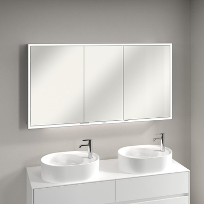 Villeroy & Boch My View Now spiegelkast m. 3 deuren m. led verlichting en wastafelverlichting 140x75x16.8cm m. in/uit schakelaar