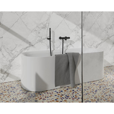 Fortifura Calvi Thermostatische badkraan met staafhanddouche, handdouchehouder en metalen doucheslang mat zwart