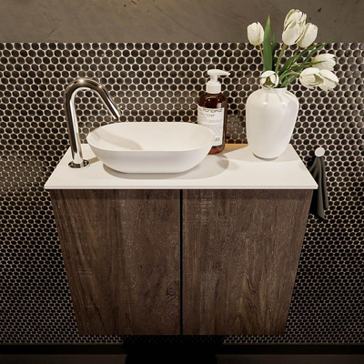 Mondiaz Fowy Toiletmeubel - 60x50x23cm - dark brown mat - 1 kraangat - wasbak links - 2 deuren - solid surface - blad Melamine - wasbak: wit
