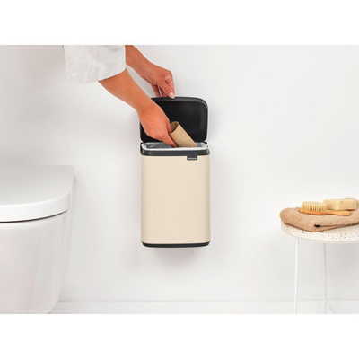 Brabantia Bo Afvalemmer - 4 liter - kunststof binnenemmer - soft beige