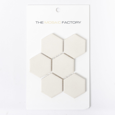 SAMPLE The Mosaic Factory London mozaïektegel 5.1x5.9x0.6cm voor vloer voor binnen en buiten Zeshoek Keramiek Super Wit