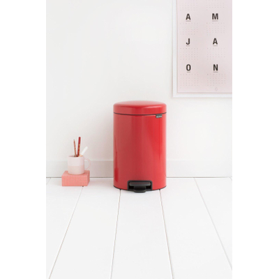 Brabantia NewIcon pedaalemmer 12 liter met kunststof binnenemmer Passion Red