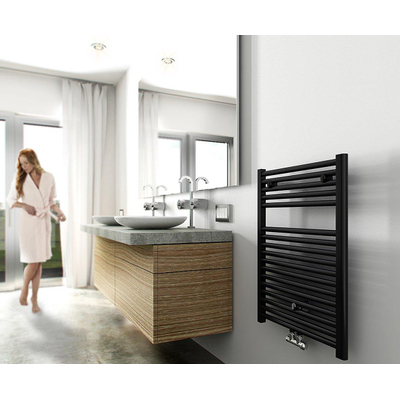 Wiesbaden Elara sierradiator 76.6x60cm midden onder aansluiting 463Watt mat zwart