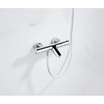 Fortifura Calvi Thermostatische badkraan met ronde handdouche, handdouchehouder en gladde doucheslang chroom