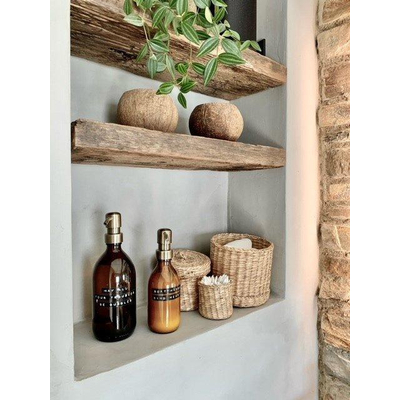 Wellmark Handcreme bruin glas messing pomp 250ml tekst SOFT HANDS STARTS HERE Black label SHOWROOMMODEL