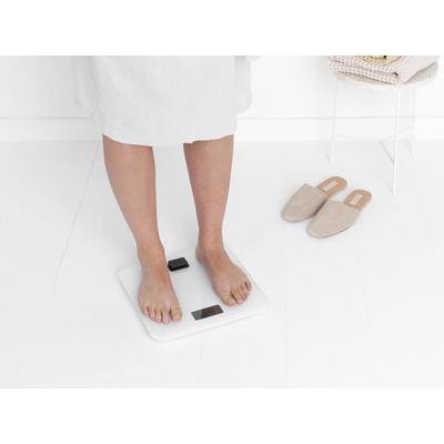 Brabantia ReNew Personenweegschaal - tot 150kg - dynamo - wit