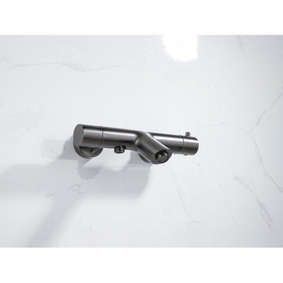 Fortifura Calvi Thermostatische badkraan met ronde handdouche, handdouchehouder en metalen doucheslang Geborsteld Gunmetal PVD