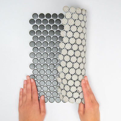 The Mosaic Factory London mozaïektegel - 31.5x29.4cm - wand en vloertegel - Rond - Porselein Black Mat