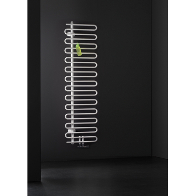 Instamat Cobra Designradiator 114x60cm collectorbuis rechts 517 watt Metallic Koper